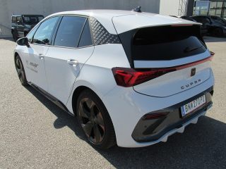 Cupra Born 77kWh e-Boost 231PS