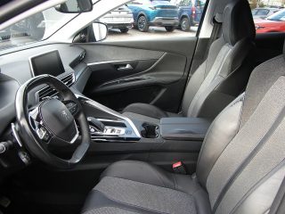 Peugeot 3008 1,2 PureTech 130 S&S EAT6 Allure