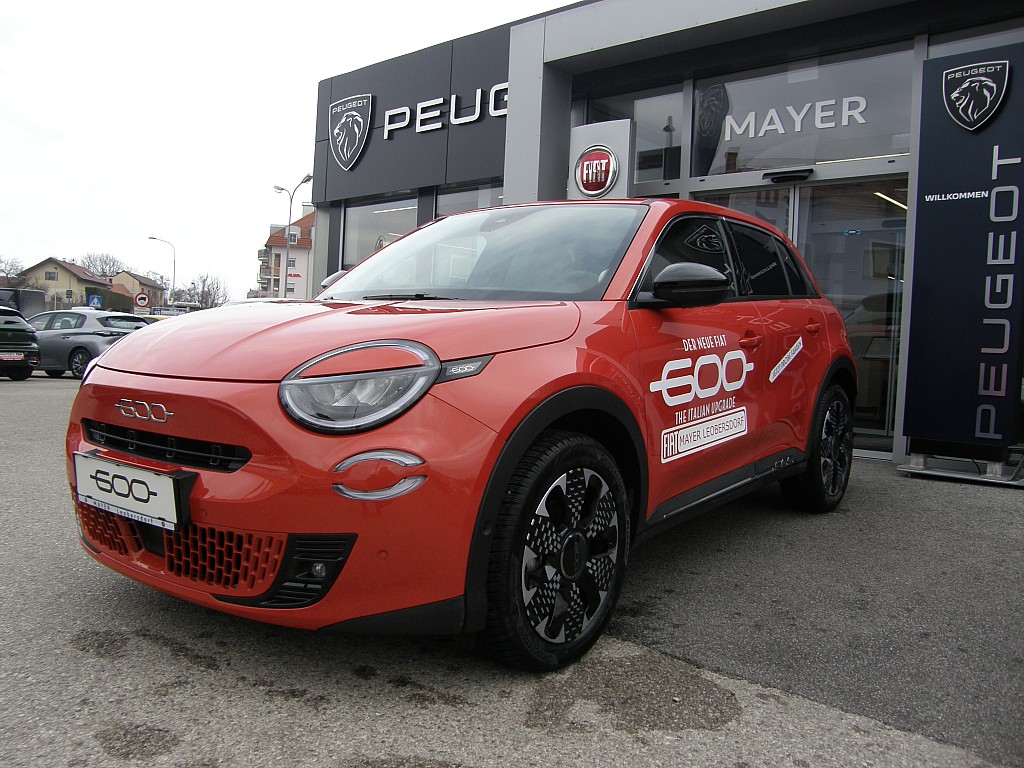 Fiat 600 Hybrid 100 6-Gang eDCT La Prima