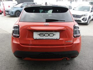 Fiat 600 Hybrid 100 6-Gang eDCT La Prima