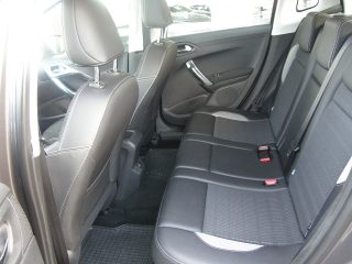 Peugeot 2008 PureTech 130 S&S Allure 6-Gang-Manuell