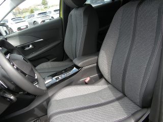 Peugeot 208 Hybrid 100 e-DCS6 Allure