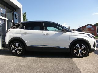 Peugeot 3008 BlueHDi 130 S&S EAT8 GT