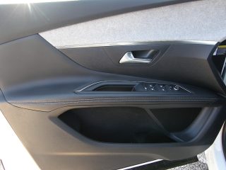 Peugeot 3008 BlueHDi 130 S&S EAT8 GT