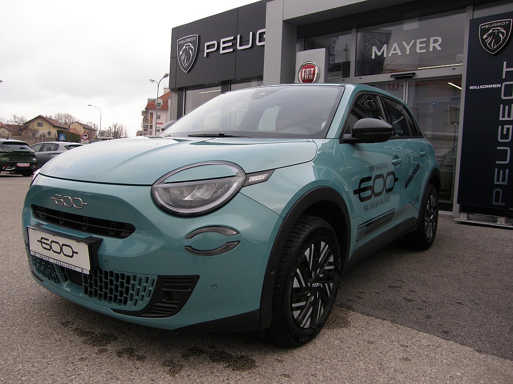Fiat 600 Hybrid 100 6-Gang eDCT