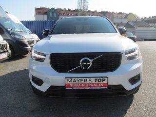 Volvo XC40 B4 AWD R-Design Geartronic