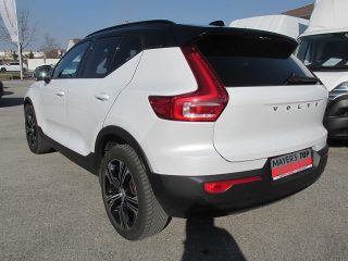 Volvo XC40 B4 AWD R-Design Geartronic