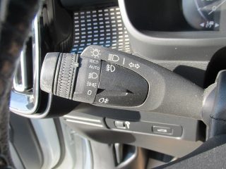 Volvo XC40 B4 AWD R-Design Geartronic
