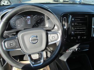 Volvo XC40 B4 AWD R-Design Geartronic