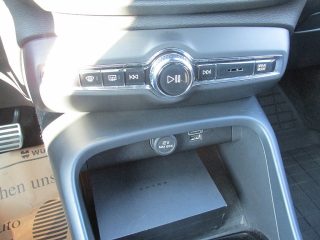 Volvo XC40 B4 AWD R-Design Geartronic