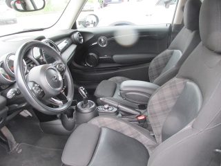 Mini MINI Hatch Cooper