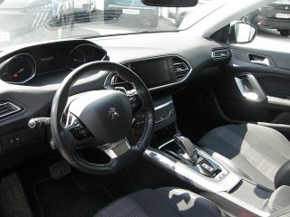 Peugeot 308 1,5 PureTech 130 Allure EAT8 S&S