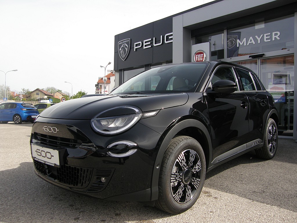 Fiat 600 Hybrid 100 6-Gang eDCT