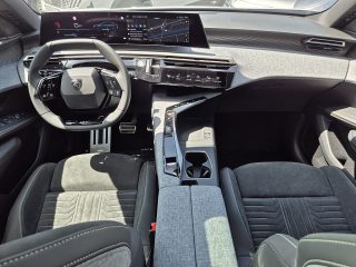 Peugeot 3008 Elektro 210 73kWh GT / Verfügbar ab Ende September