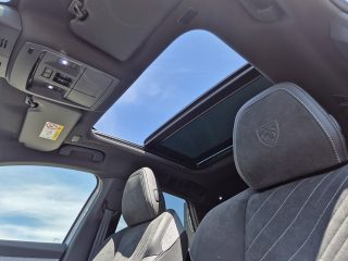 Peugeot 3008 Elektro 210 73kWh GT / Verfügbar ab Ende September