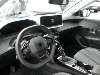 Peugeot 208 PureTech 100 S&S Allure
