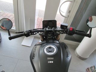 Suzuki GSX - 8T