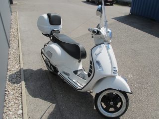 Vespa GTS SUPER 300