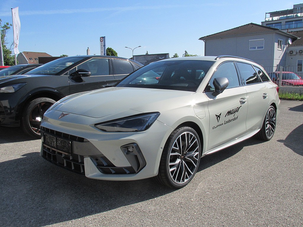 Cupra Leon SP Kombi VZ 1,5 TSI eHybrid 272 DSG