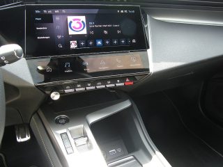 Peugeot 308 GT Hybrid 136 e-DCS6