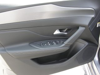 Peugeot 308 GT Hybrid 136 e-DCS6