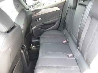 Peugeot 308 GT Hybrid 136 e-DCS6