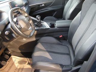 Peugeot 3008 BlueHDi 130 S&S 6-Gang-Manuell Allure Pack