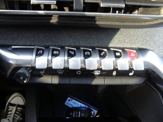 Peugeot 3008 BlueHDi 130 S&S 6-Gang-Manuell Allure Pack