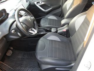 Peugeot 2008 1,5 BlueHDi 120 Allure S&S EAT6