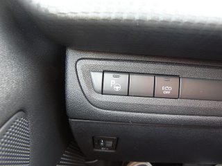 Peugeot 2008 1,5 BlueHDi 120 Allure S&S EAT6