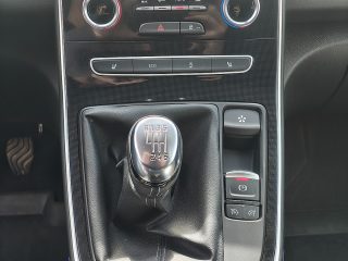 Renault Scénic TCe 140 PF BOSE