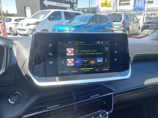 Peugeot 2008 PureTech 130 S&S GT EAT8