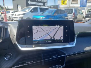 Peugeot 2008 PureTech 130 S&S GT EAT8