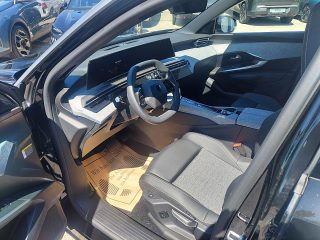 Peugeot 5008 Allure Hybrid 145 e-DCS6 sofort verfügbar