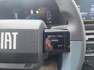 Fiat Grande Panda Hybrid mHEV 110 6-Gang eDCT La Prima