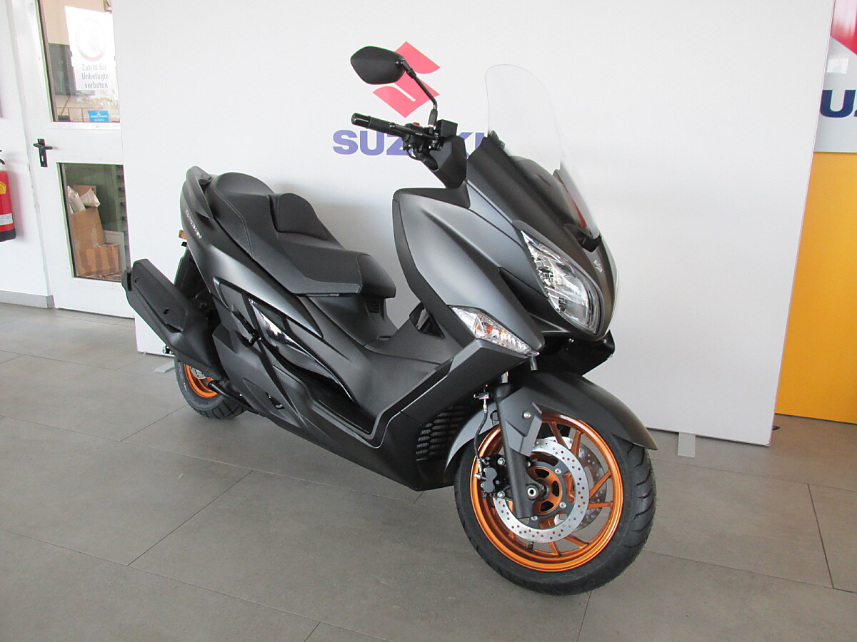 Suzuki Burgman 400